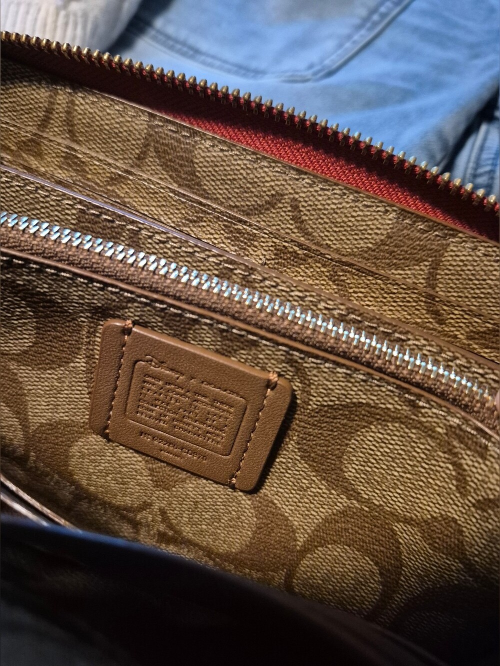 RARE Disney COACH Wallet - Picture 7 of 8